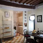 A Palazzo Busdraghi Residenza D\'Epoca