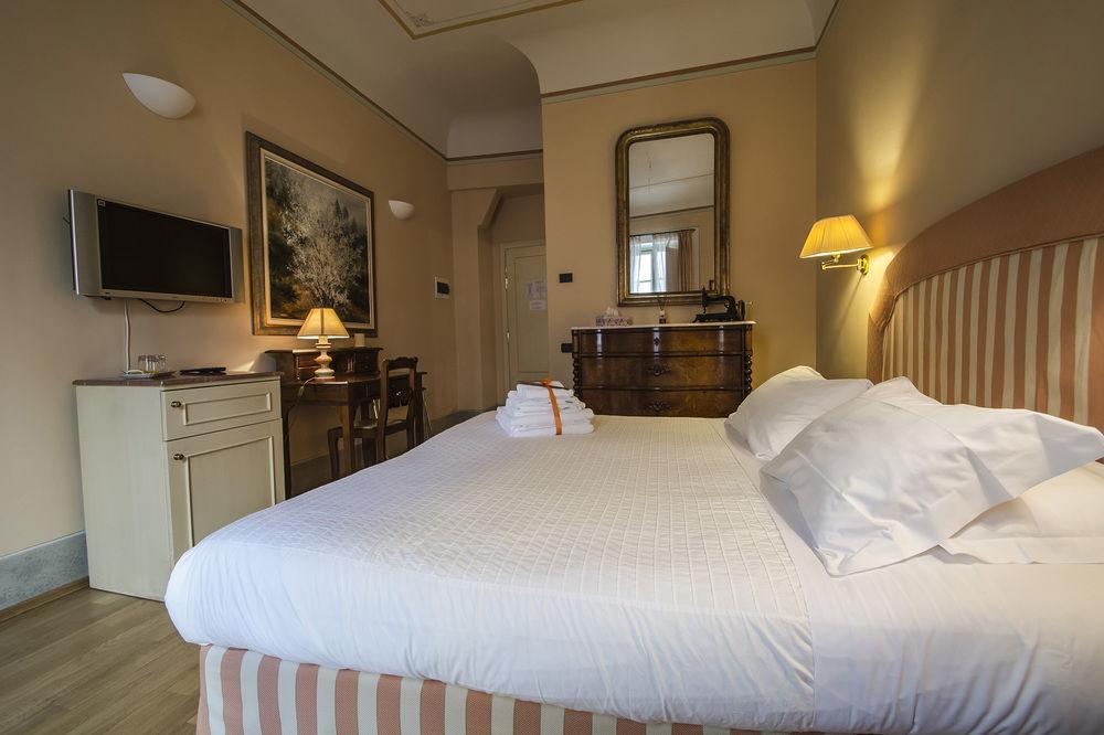 Bed & Breakfast A Palazzo Busdraghi Residenza D'epoca 4*