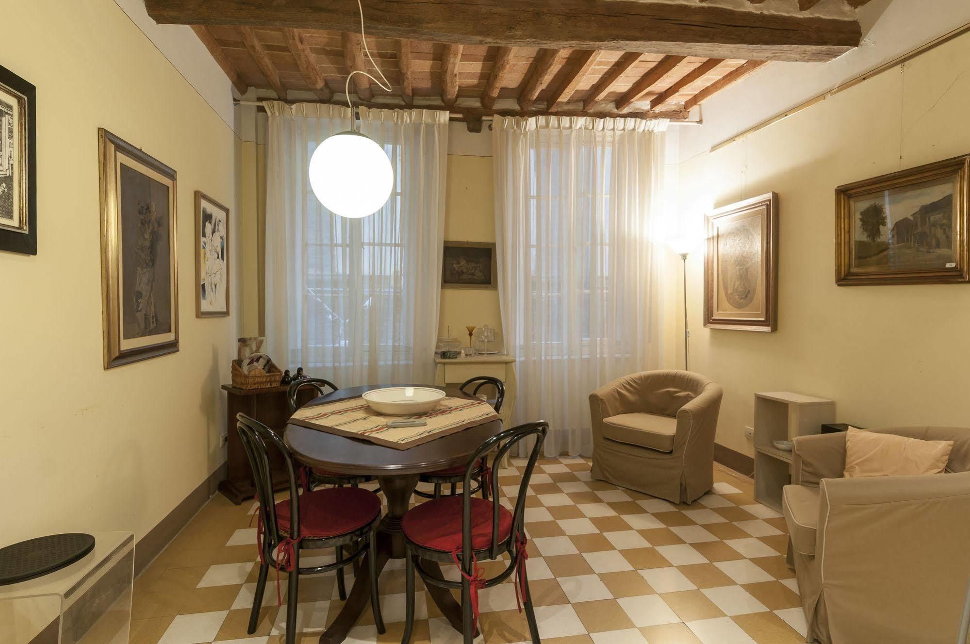A Palazzo Busdraghi Residenza D'epoca