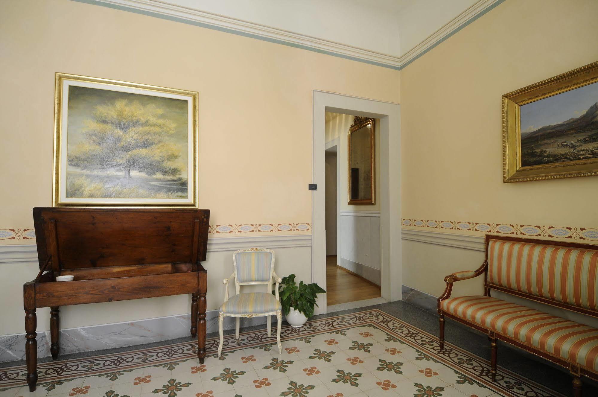 Bed & Breakfast A Palazzo Busdraghi Residenza D'epoca Lucca