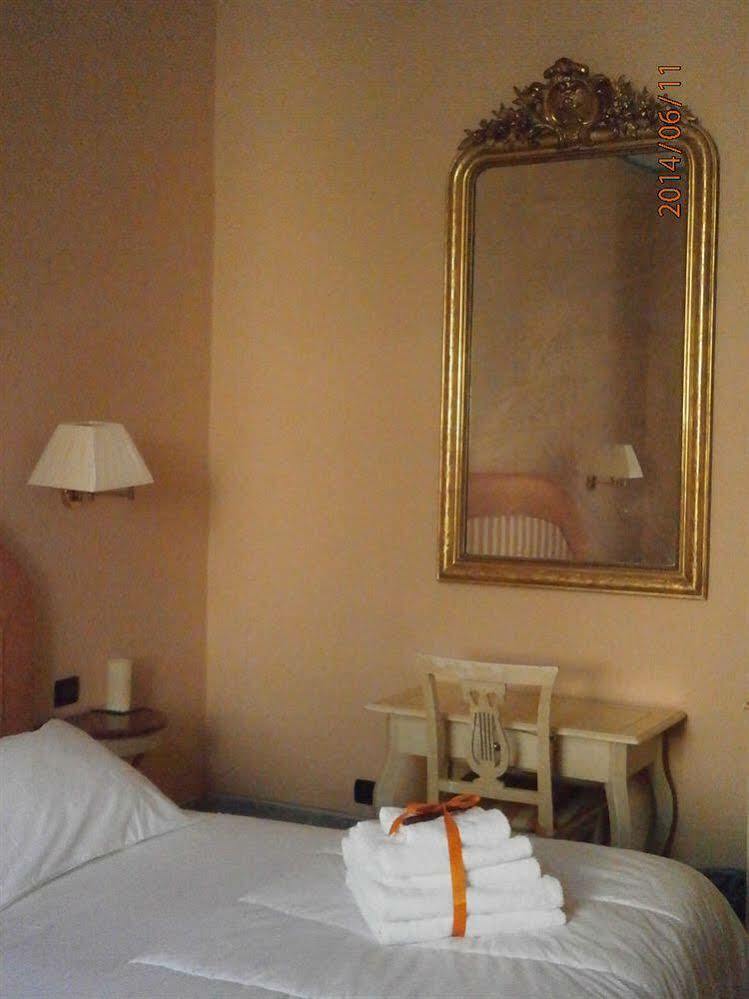 Bed & Breakfast A Palazzo Busdraghi Residenza D'epoca Lucca